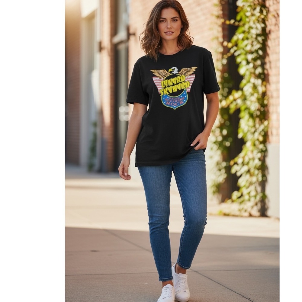 Lynyrd Skynyrd Support Southern Rock, Black Graphic T-Shirt Women's Small NEW